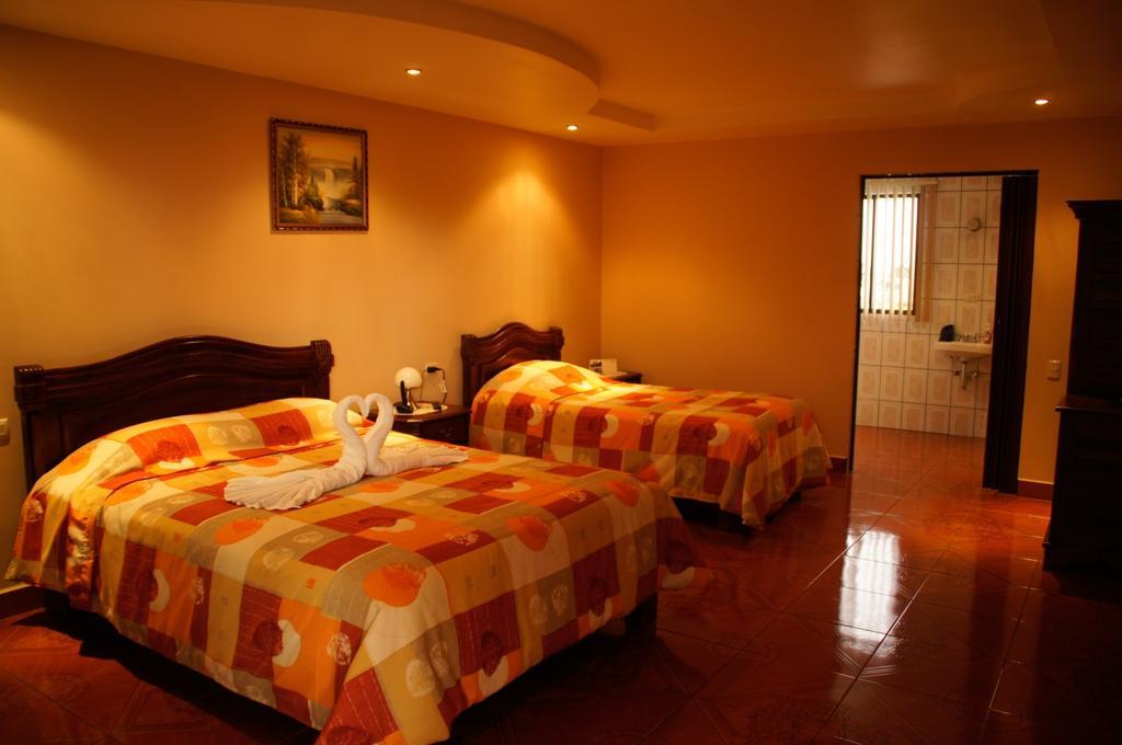 Hotel Las Brumas Картаго Номер фото